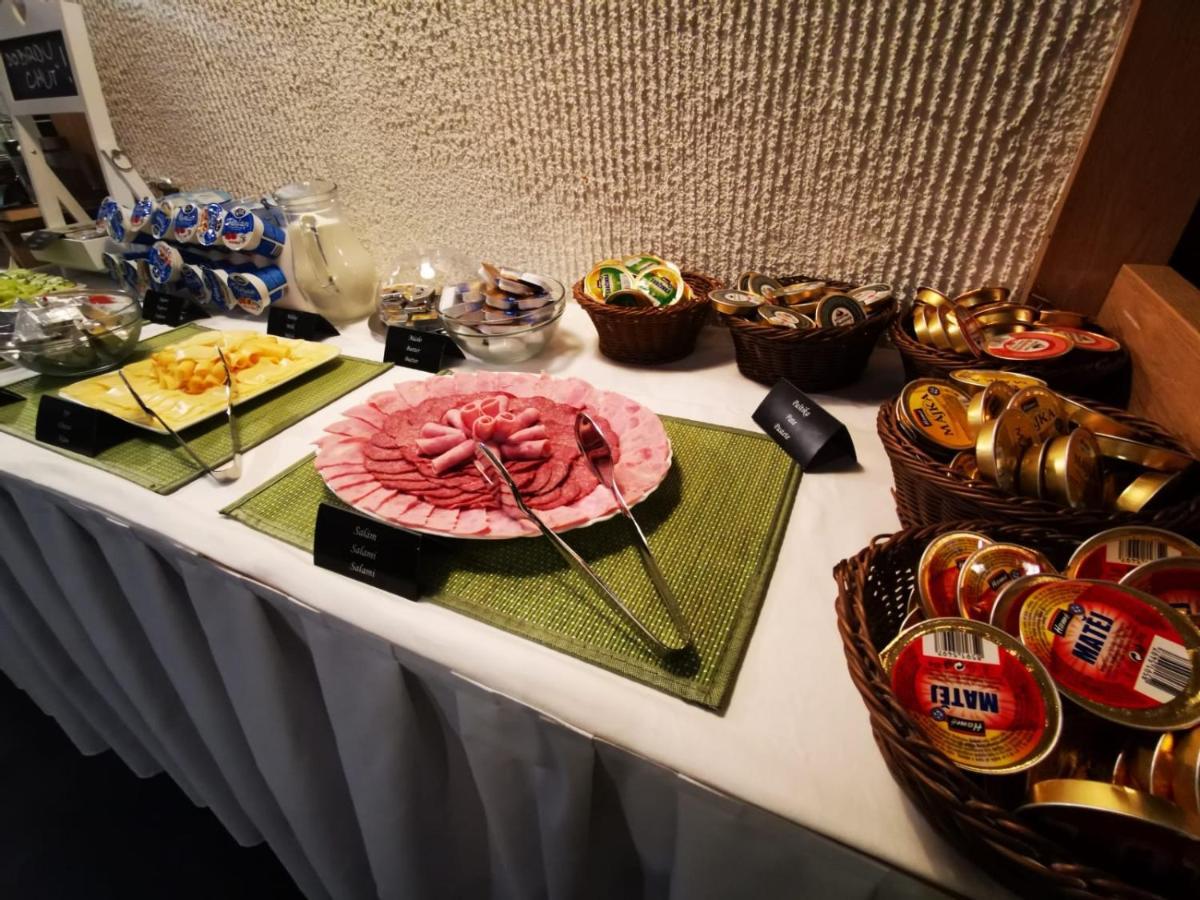 Hotel U Cisare Iii. Melnik Luaran gambar