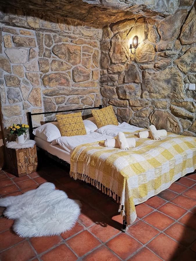 Hotel U Cisare Iii. Melnik Luaran gambar