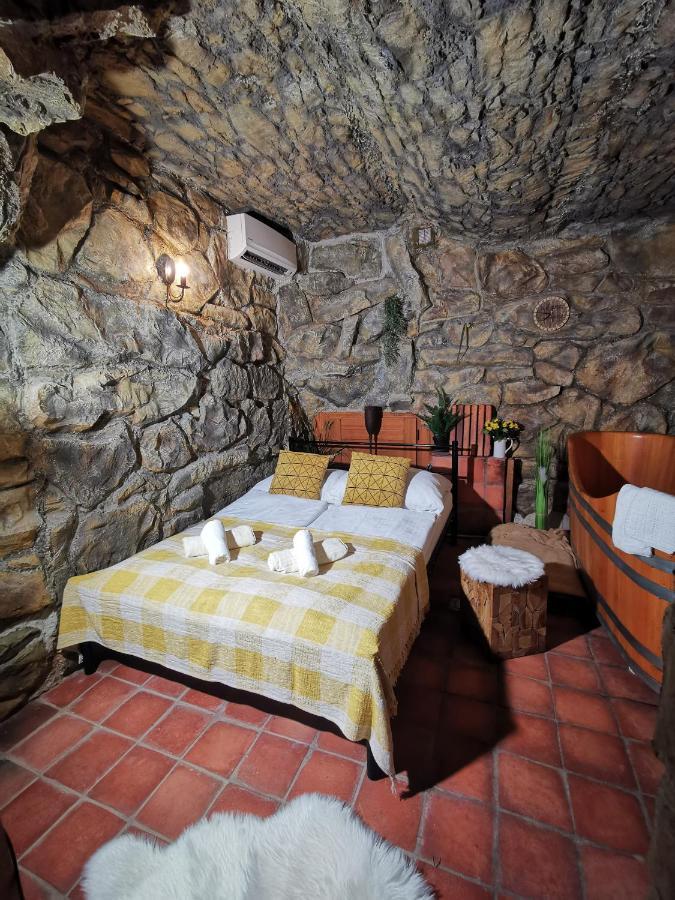 Hotel U Cisare Iii. Melnik Luaran gambar