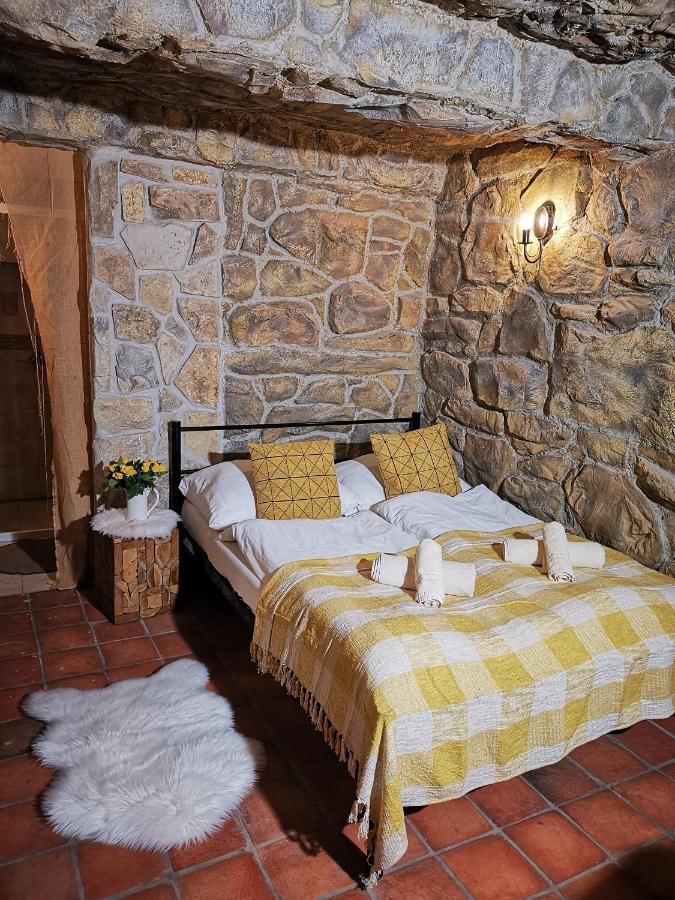 Hotel U Cisare Iii. Melnik Luaran gambar