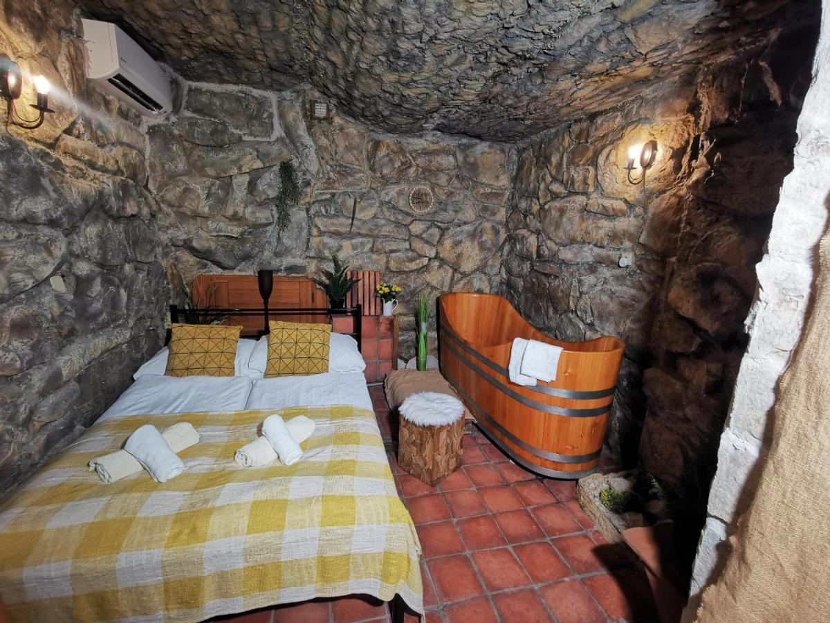 Hotel U Cisare Iii. Melnik Luaran gambar