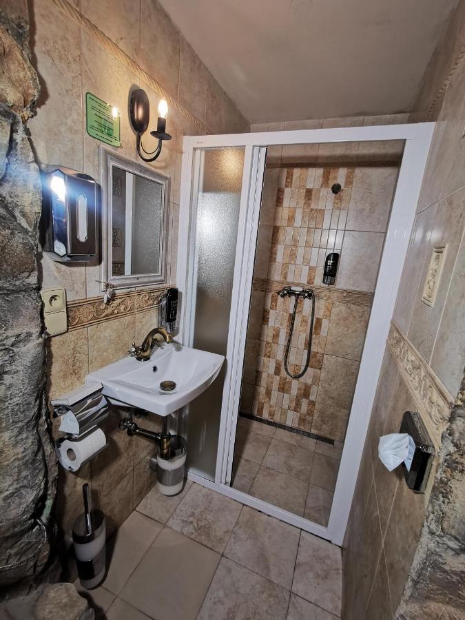 Hotel U Cisare Iii. Melnik Luaran gambar